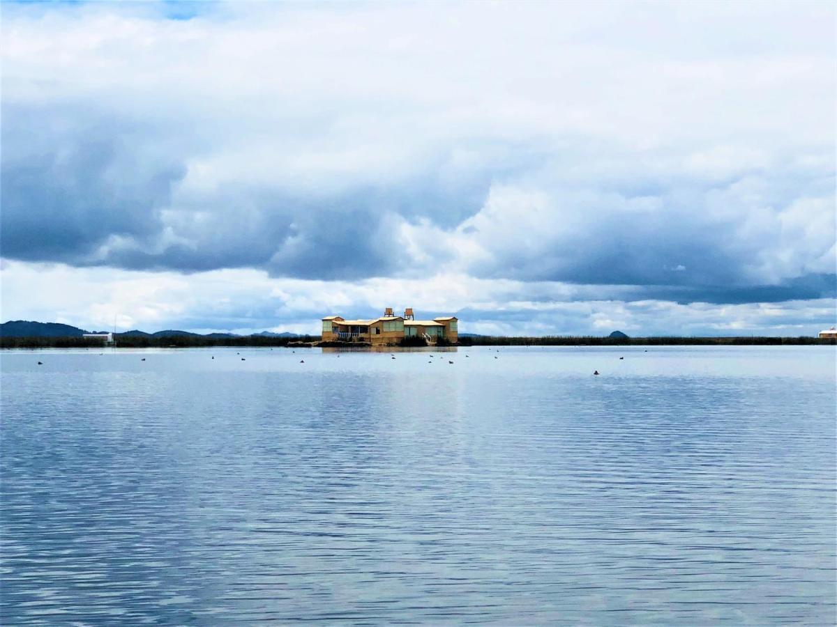 Qhapaq Lago Titicaca - Peru Puno Ngoại thất bức ảnh